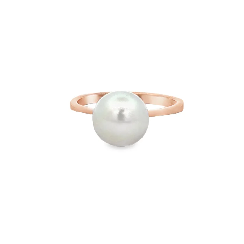 Akoya Cultured Pearl Solitaire Ring in Yellow Gold