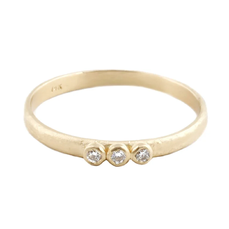 Gold Three Diamond Ring