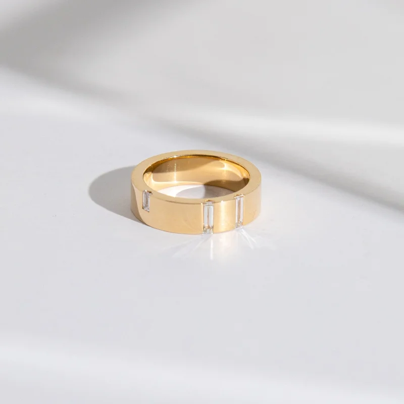 Irdi Ring in Gold