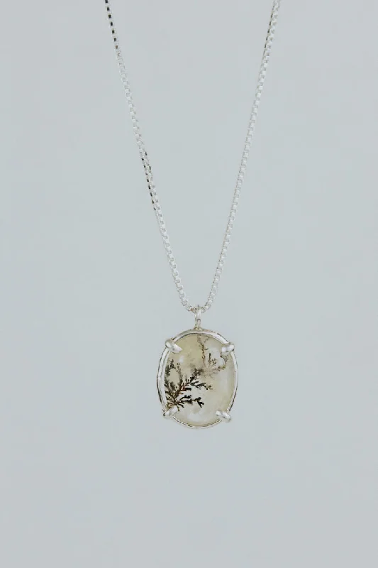 Sparkle On A Budget – Fine Jewelry For Less Crystal Ball Necklace - Dendritic Agate