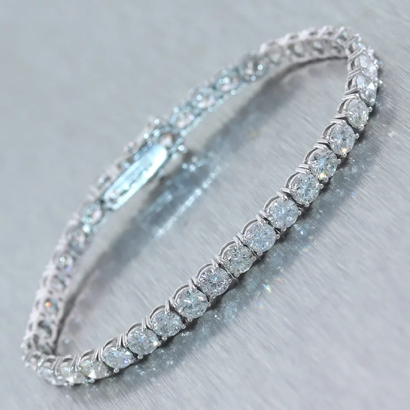 Modern Statement Jewelry For Bold Styling 14k White Gold 12.8ctw Diamond Tennis Bracelet