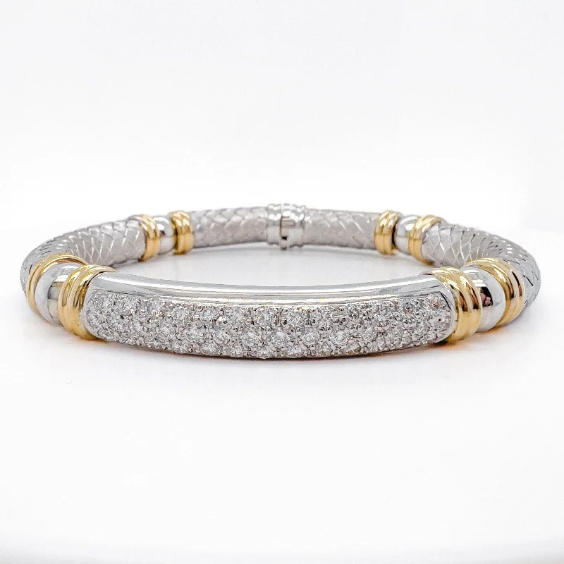 Must-Have Jewelry At Unbelievable Discounts 18k White & Yellow Gold Textured Basket Weave Diamond Bangle Bracelet 1.57ctw