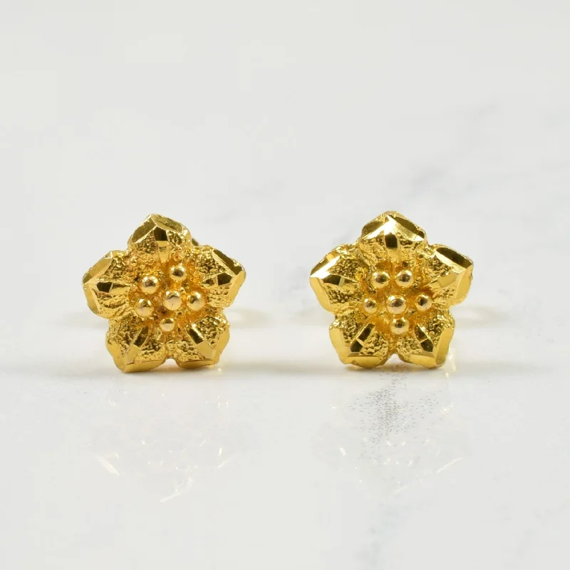 Upgrade Your Jewelry Collection For Less 18k Yellow Gold Flower Stud Earrings