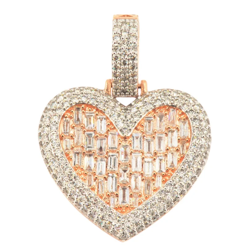 10KY 3.00CTW BAGUETTE DIAMOND HEART PENDANT