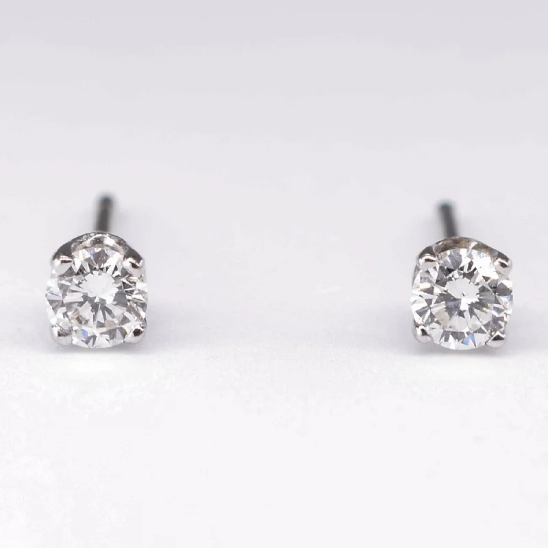 Luxury Jewelry Clearance – Shop Premium Styles Now Diamond Stud Earrings | 0.20ctw | SI1/2, F/G |